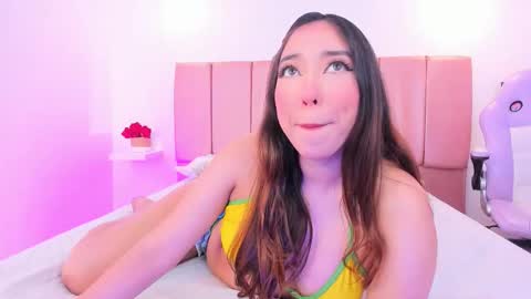 emily_walker4 online show from 03.14.26