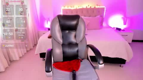 emily_warren__ online show from 09.27.25