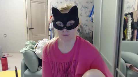 Emily online show from 04.13.26