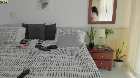 Emily online show from 04.05.26