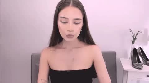 Snapshot of emilycharming chatting on 02.24.26 EmilyCharming online show from 02.24.26