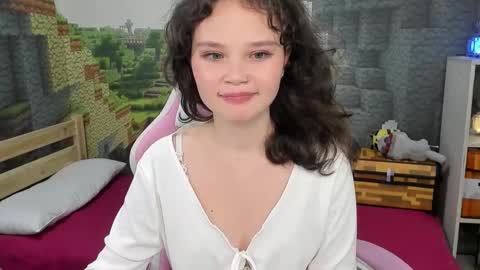Emilyhaves online show from 09.10.25