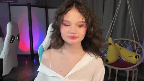 Emilyhaves online show from 10.10.25