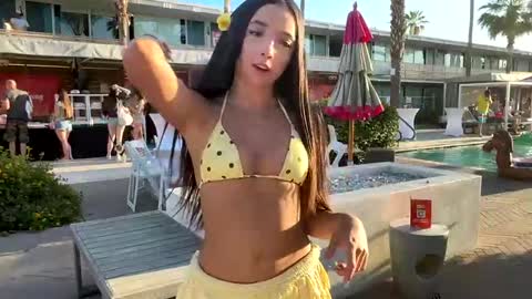 emilyfawn online show from 04.21.26