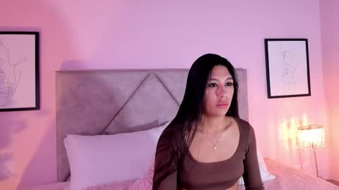 Snapshot of emilyh_ chatting on 03.02.26 Emily online show from 03.02.26