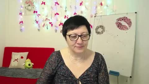 Emily online show from 04.13.26