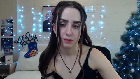 Emyli online show from 12.15.24