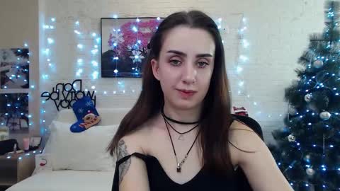 Emyli online show from 12.19.24