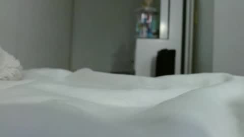 emily monrro online show from 02.10.25