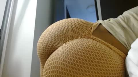 emily monrro online show from 09.10.25