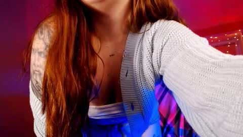 Snapshot of emilyrisse chatting on 10.14.25 Emily Emi online show from 10.14.25