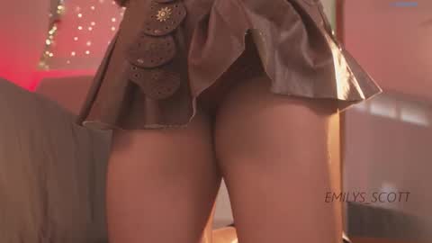 Emy  online show from 12.21.25