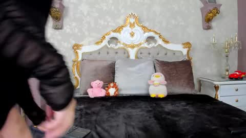 Emily  online show from 06.04.26