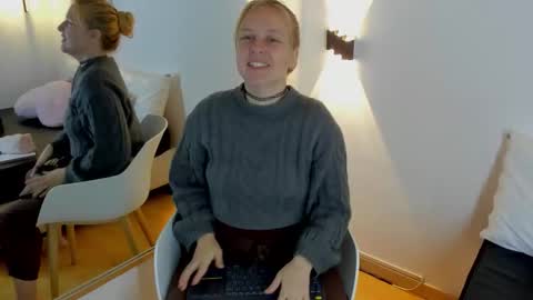 Summer 3 online show from 02.22.26