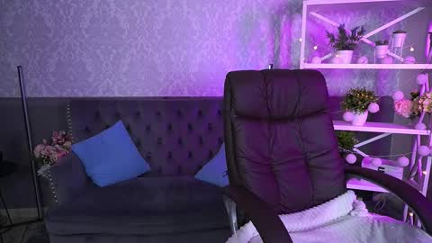 Snapshot of emilysunshines chatting on 10.08.25 MY NAME IS Emily WELCOME EVERYONE I WILL BE HAPPY TO GIVE YOU WHAT YOU HAVE DREAMED OF FOR SO LONG online show from 10.08.25