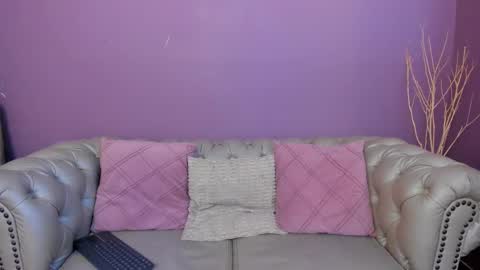 Emily Thyson online show from 10.21.25