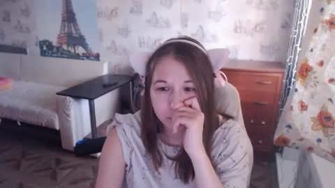 Snapshot of emilyway chatting on 02.10.25 emilyway online show from 02.10.25