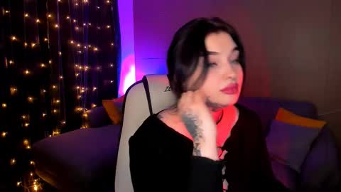 Emily online show from 11.20.25