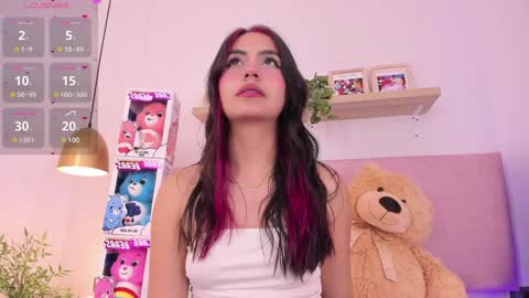 Emily Bank online show from 12.07.24