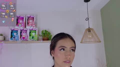 Snapshot of emilyy_bank chatting on 07.19.26 Emily Bank online show from 07.19.26