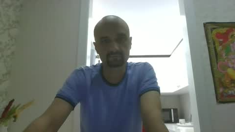Snapshot of emin4ik chatting on 12.10.24 Emin online show from 12.10.24
