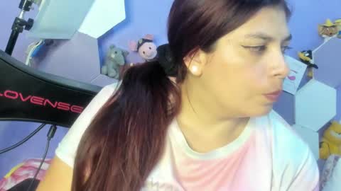 emira199 online show from 01.04.25