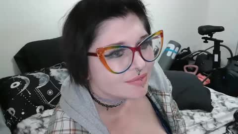 emma lotacurves online show from 01.25.25