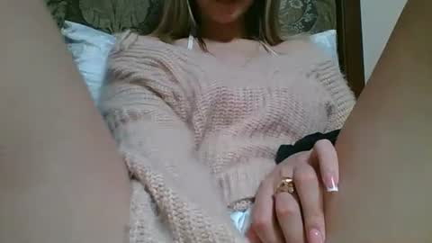 emma_991 online show from 01.05.25