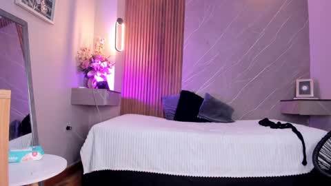 emma__rose1 online show from 09.26.25