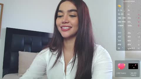 Snapshot of emma_aaa chatting on 04.19.26 Rocio online show from 04.19.26