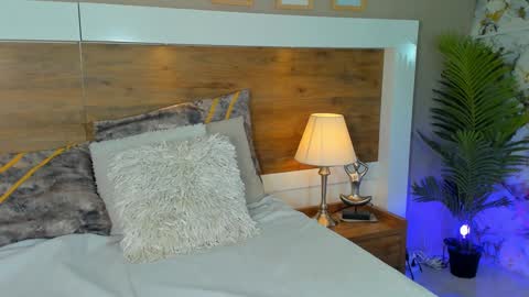 Emma  online show from 02.01.25