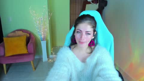 Emma online show from 01.14.25