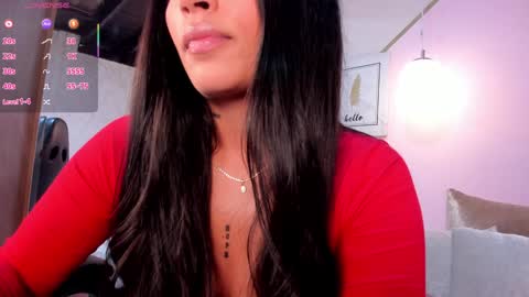 Snapshot of emma_carterr1 chatting on 02.07.25 pau online show from 02.07.25