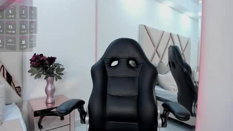 Snapshot of emma_carterr1 chatting on 10.03.25 pau online show from 10.03.25