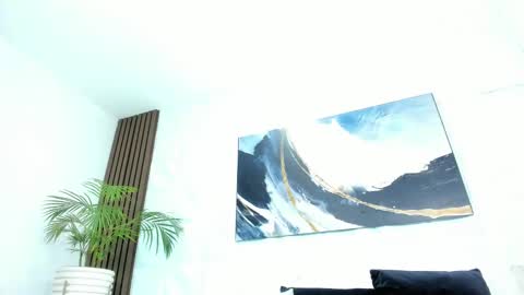 emma_cartter1 online show from 10.18.25