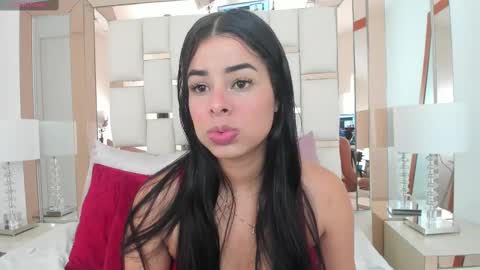 Emma Castillo online show from 03.01.25