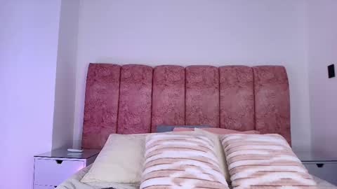 Emma online show from 11.21.25