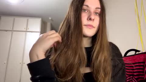 emma_just online show from 01.06.25