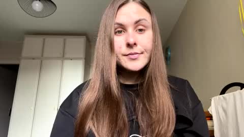 emma_just online show from 02.11.25
