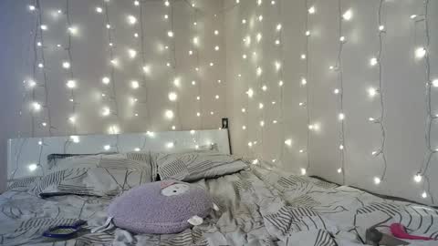 Snapshot of emma_just chatting on 02.24.26 emma_just online show from 02.24.26