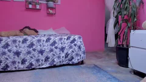 Snapshot of emma_lean chatting on 01.17.25 whises lits online show from 01.17.25