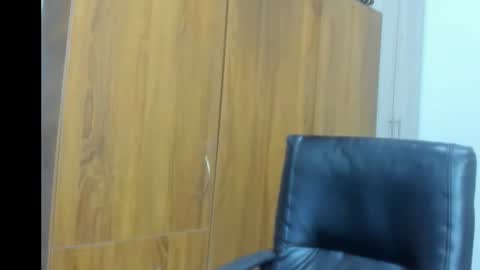 Snapshot of emma_lean chatting on 10.15.25 whises lits online show from 10.15.25