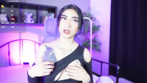 Emma online show from 10.19.25