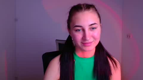 Snapshot of emma_loon chatting on 12.05.24 Emma online show from 12.05.24