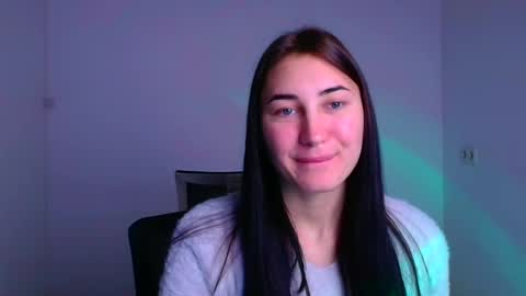 Snapshot of emma_loon chatting on 12.09.24 Emma online show from 12.09.24