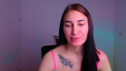 Snapshot of emma_loon chatting on 12.10.24 Emma online show from 12.10.24