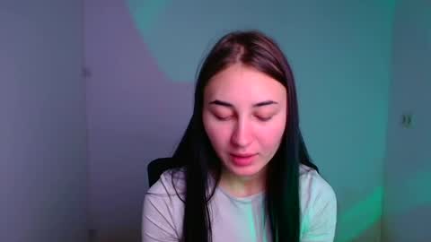 Snapshot of emma_loon chatting on 12.13.24 Emma online show from 12.13.24