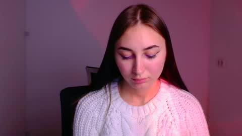 Snapshot of emma_loon chatting on 01.03.25 Emma online show from 01.03.25