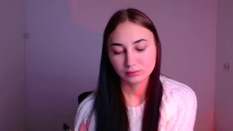 Snapshot of emma_loon chatting on 01.05.25 Emma online show from 01.05.25