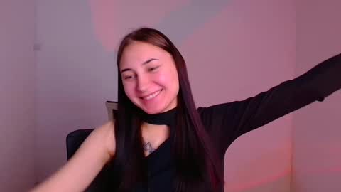 Snapshot of emma_loon chatting on 01.17.25 Emma online show from 01.17.25